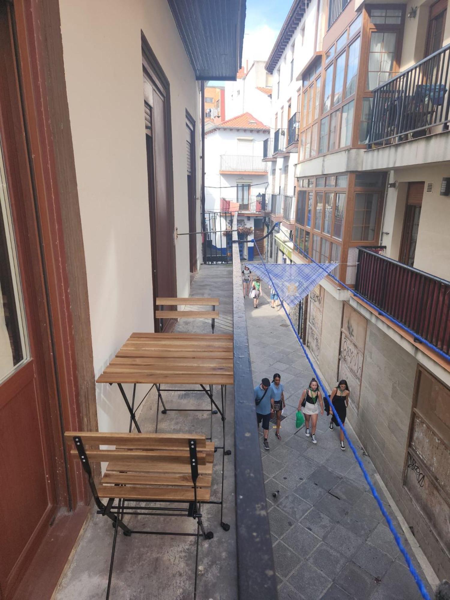 La Zona Mas Animada De Castro, Bares Y Restaurantes Apartment Castro Urdiales Bagian luar foto